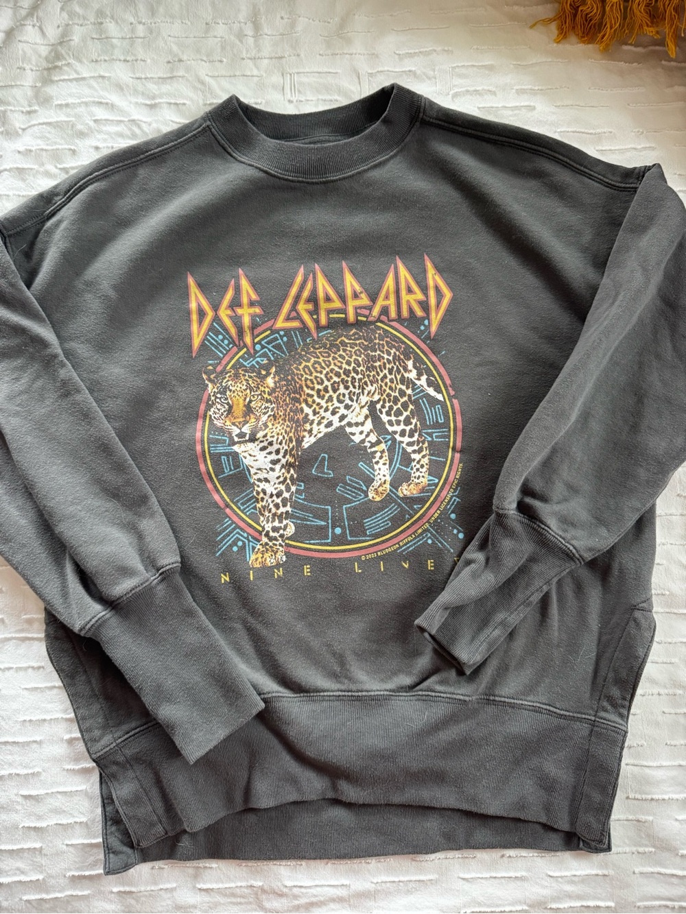 Abercrombie & Fitch Def Leppard Graphic Crewneck Sweatshirt